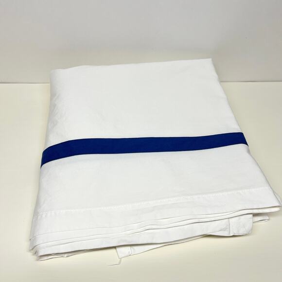 Pottery Barn White Cotton Bed Skirt Blue Trim Queen Size - Picture 1 of 4